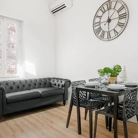 Evasion En Duplex Au Coeur De La Vieille Apartment